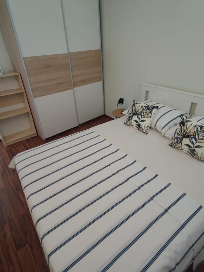 Apartment Dalma Podgora Esterno foto